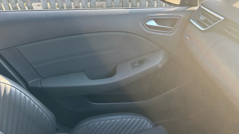 Renault Clio 1.0 TCe 90 Esprit Alpine 5dr Petrol Hatchback